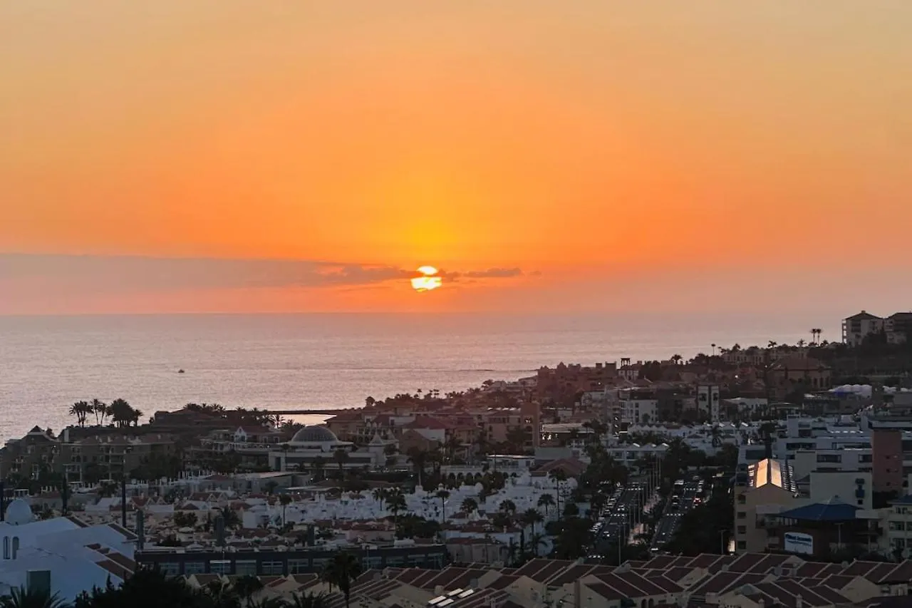 Ferienhaus Costa Adeje XV Sunset Ocean City Mountain View Tenerife365